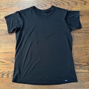 Patagonia Capilene Cool Daily Black Short Sleeve Tee L EUC
